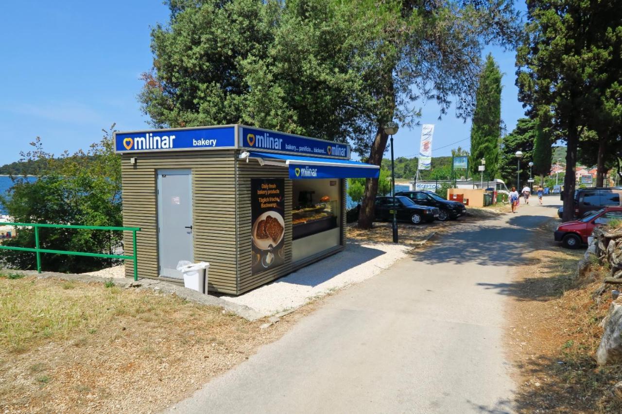 Porton Mobile Home Rovinj Eksteriør bilde