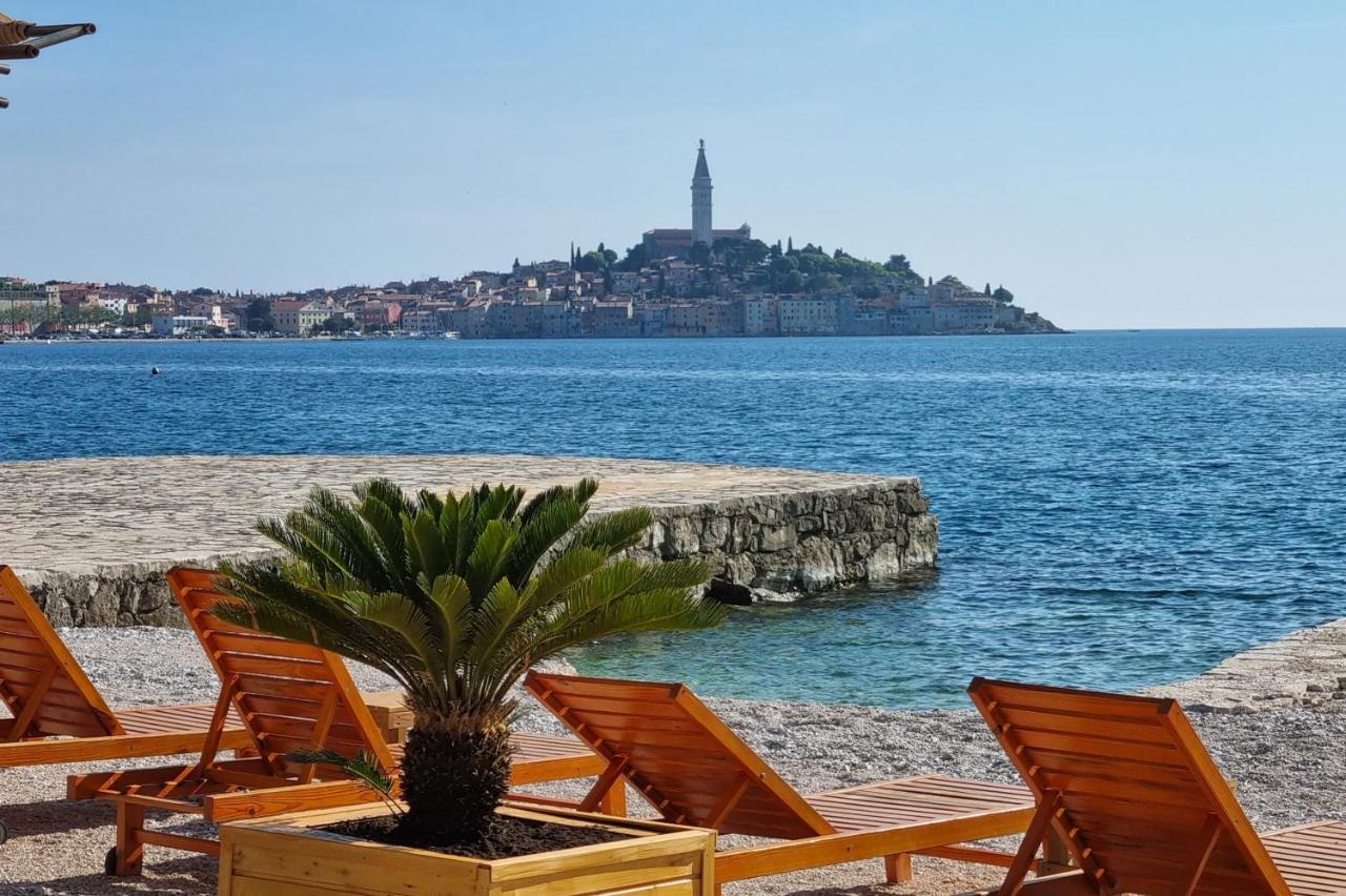 Porton Mobile Home Rovinj Eksteriør bilde